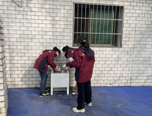 1711414071828.png QQ截图2.png